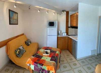 Apartment For Sale in Cavalaire Sur Mer, France