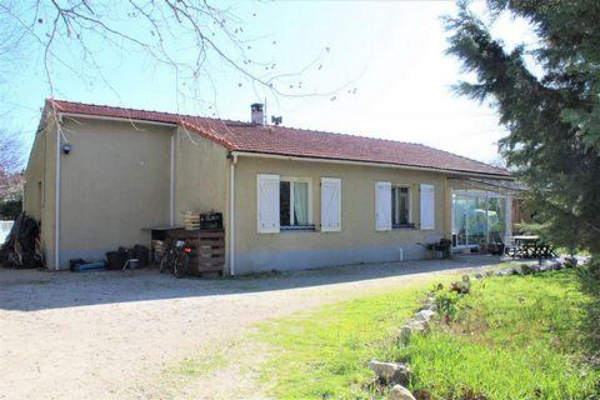 Picture of Home For Sale in Avignon, Provence-Alpes-Cote d'Azur, France
