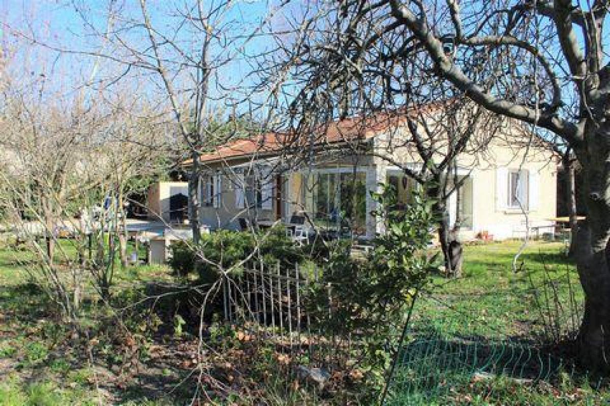 Picture of Home For Sale in Avignon, Provence-Alpes-Cote d'Azur, France