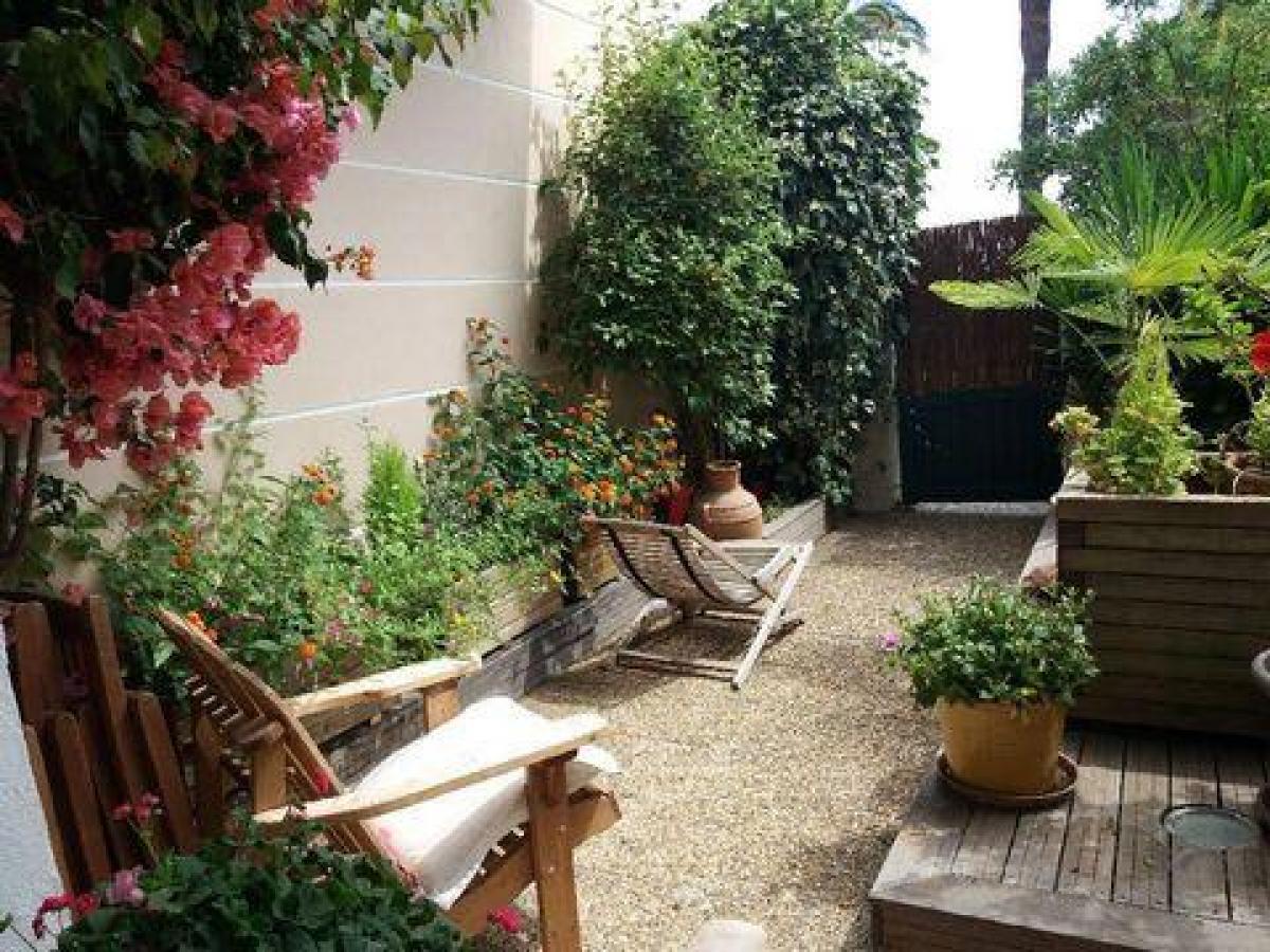 Picture of Apartment For Sale in Hyeres, Cote d'Azur, France