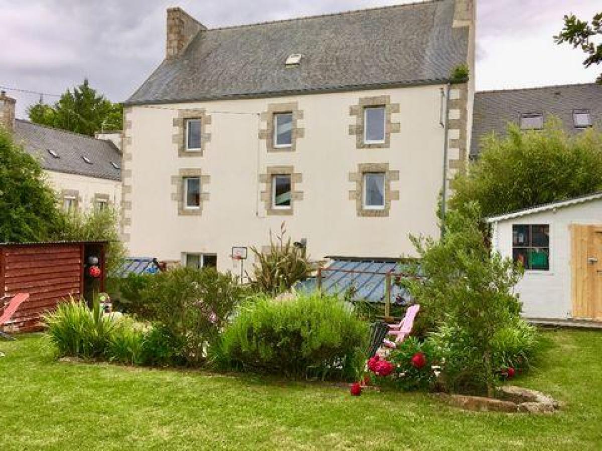 Picture of Home For Sale in Morlaix, Bretagne, France