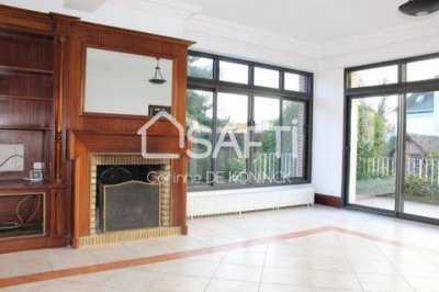 Home For Sale in Beauvais, France