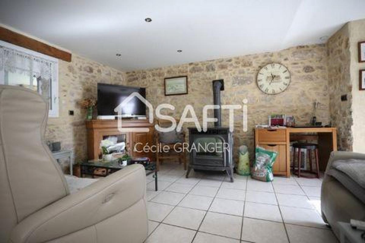 Picture of Home For Sale in Cubjac, Dordogne, France
