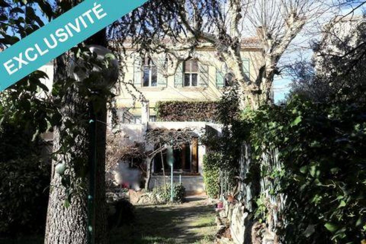 Picture of Home For Sale in Avignon, Provence-Alpes-Cote d'Azur, France