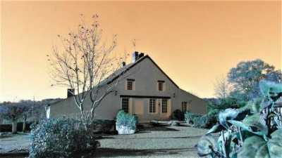 Retail For Sale in Faymoreau, France