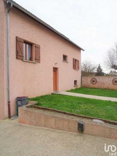 Home For Sale in Migennes, France
