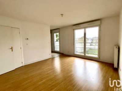 Condo For Sale in Dourdan, France