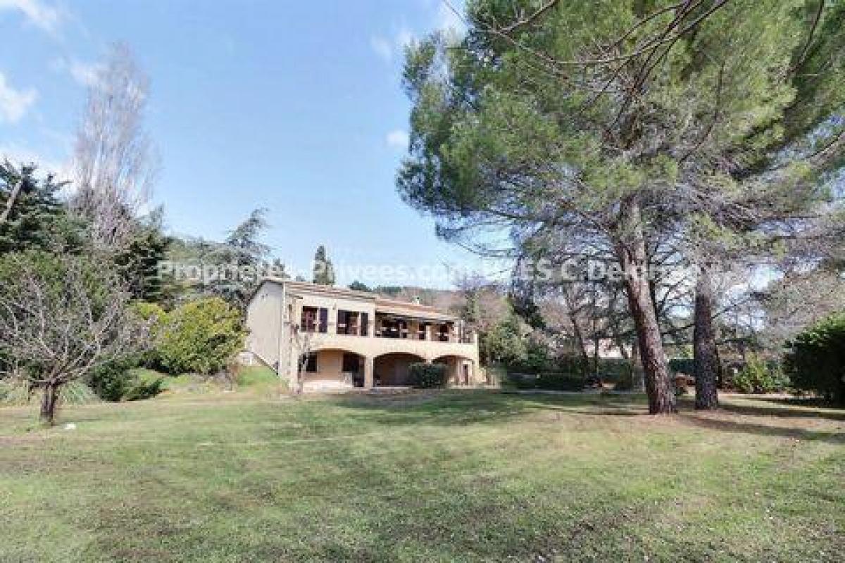 Picture of Home For Sale in Uzes, Languedoc Roussillon, France
