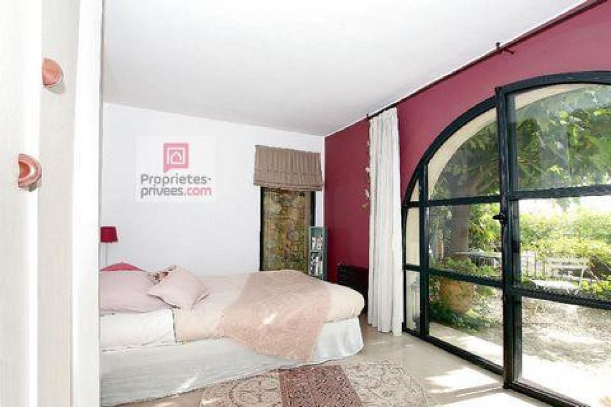 Picture of Home For Sale in Aix En Provence, Cote d'Azur, France