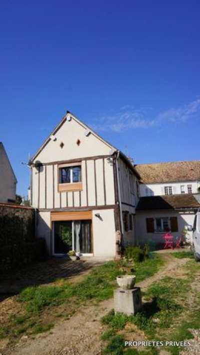 Home For Sale in Anet, France