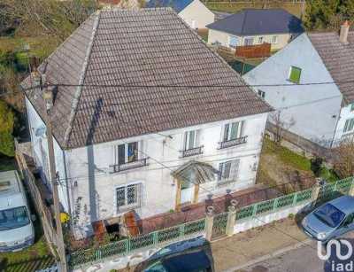 Home For Sale in Seurre, France