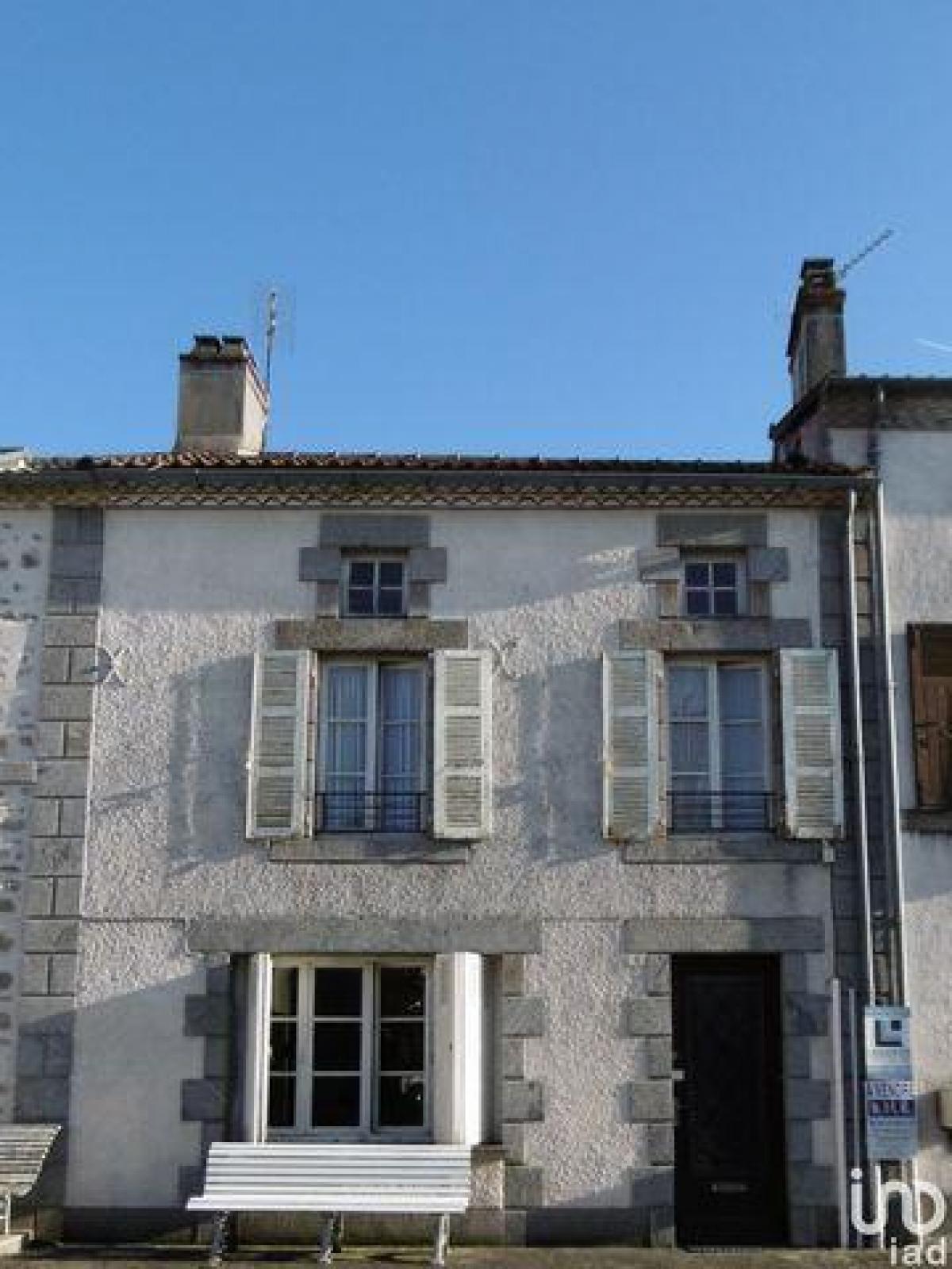 Picture of Home For Sale in Thiat, Limousin, France