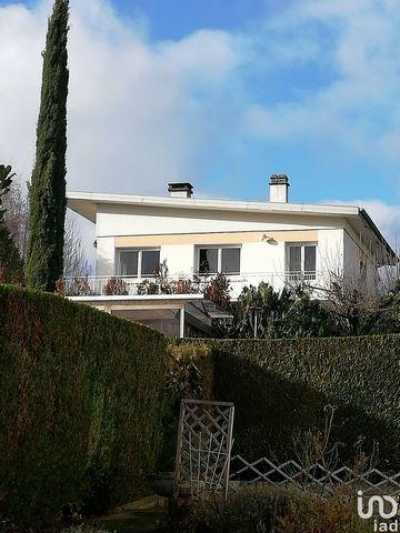 Home For Sale in Chantraine, France