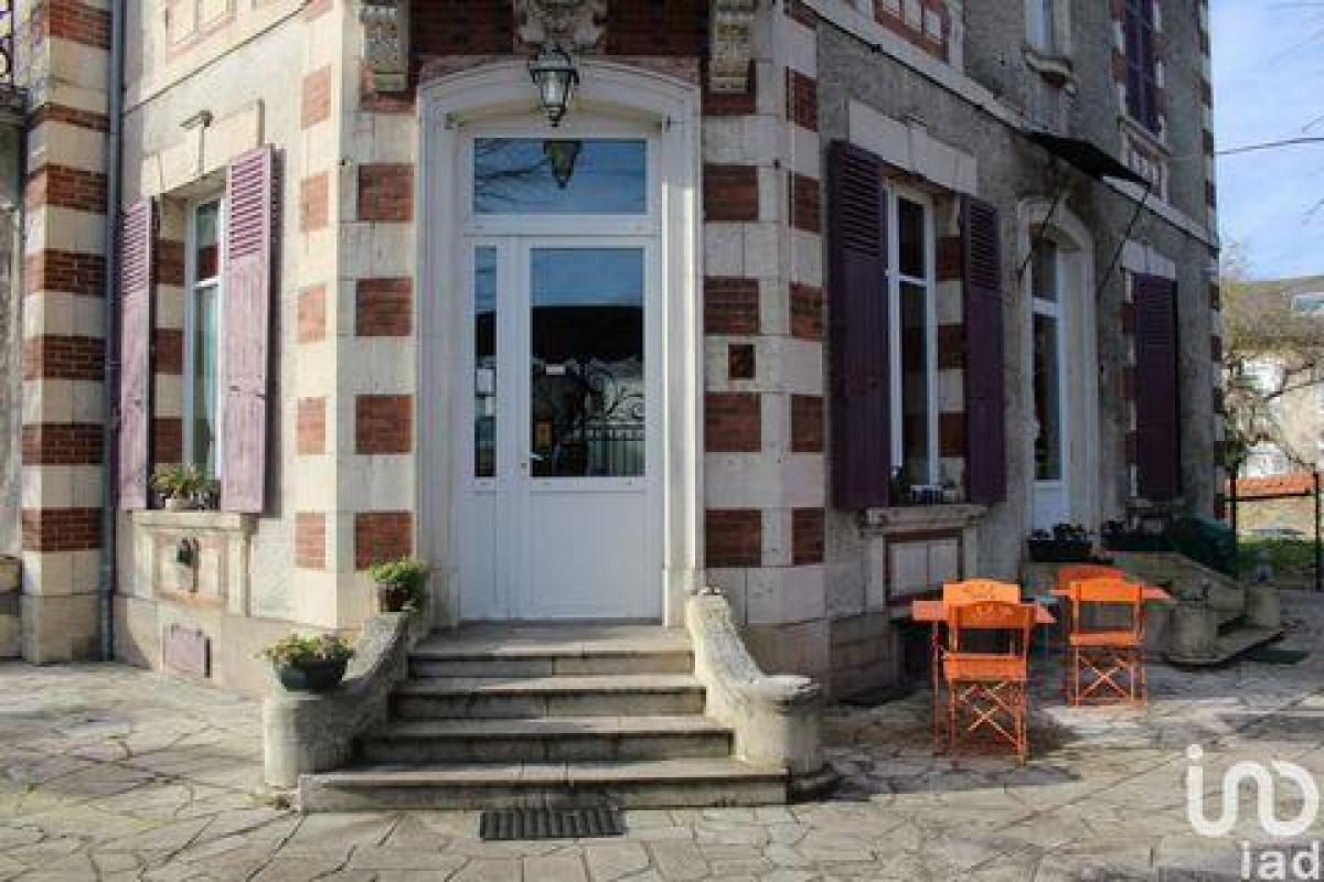 Picture of Home For Sale in Fourchambault, Bourgogne, France