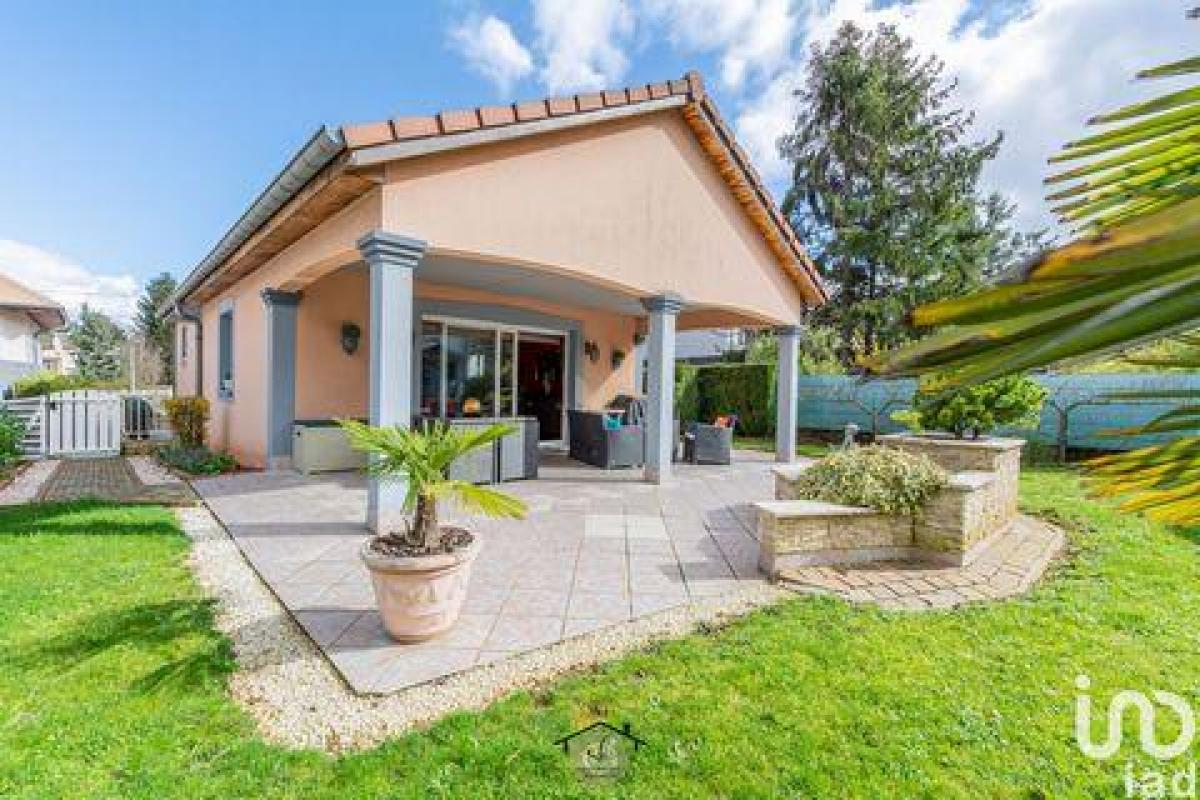 Picture of Home For Sale in Florange, Lorraine, France