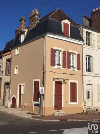 Home For Sale in Joigny, France