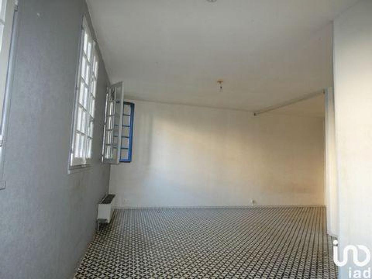 Picture of Condo For Sale in Auxerre, Bourgogne, France