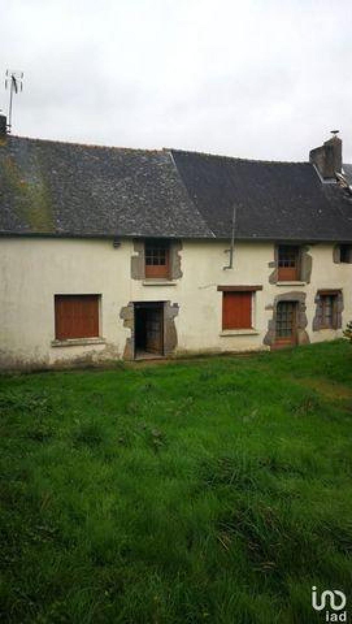 Picture of Home For Sale in Taupont, Morbihan, France