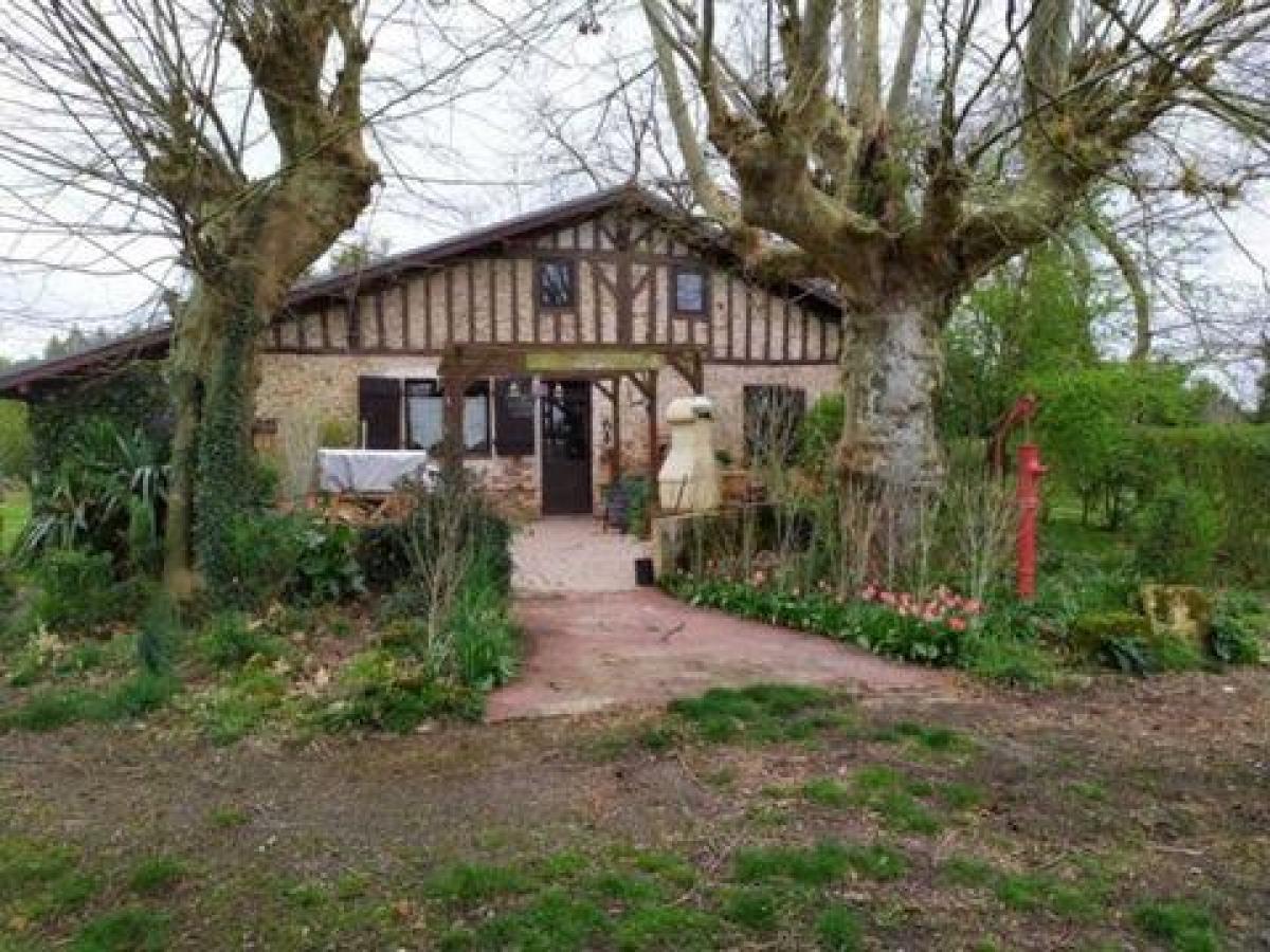 Picture of Home For Sale in Tartas, Aquitaine, France
