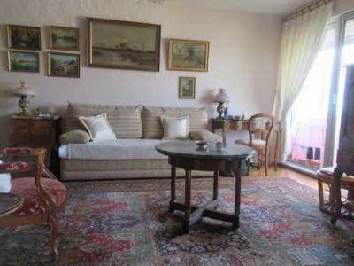 Condo For Sale in Metz, France