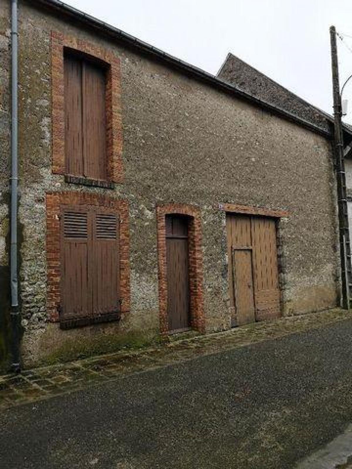 Picture of Farm For Sale in Angerville, Centre, France