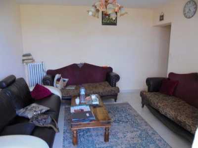 Retail For Sale in Le Pontet, France