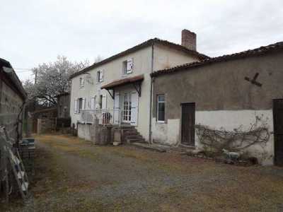 Home For Sale in La Chapelle Thireuil, France
