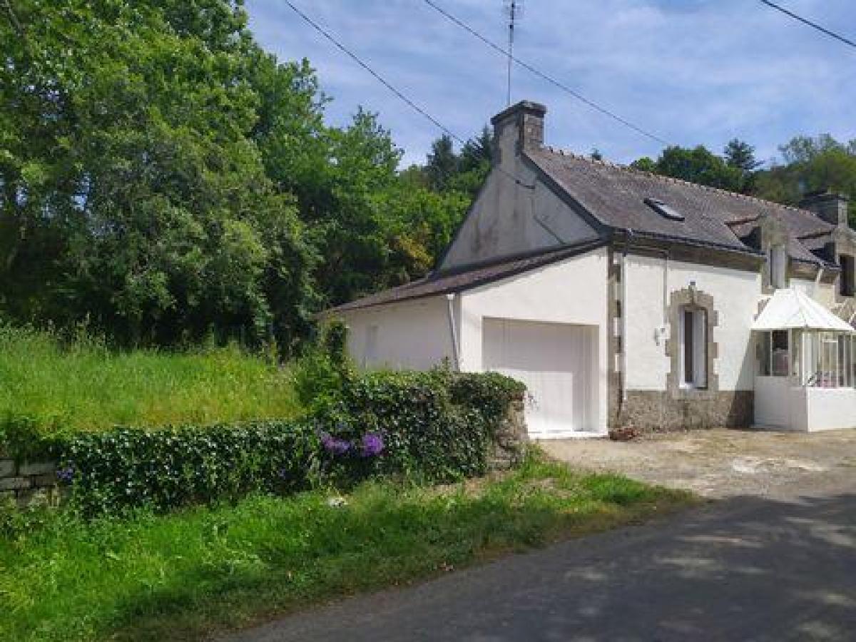 Picture of Home For Sale in Persquen, Morbihan, France