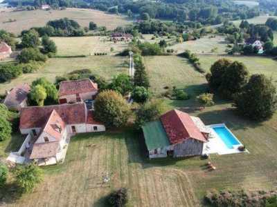 Home For Sale in Lalinde, France