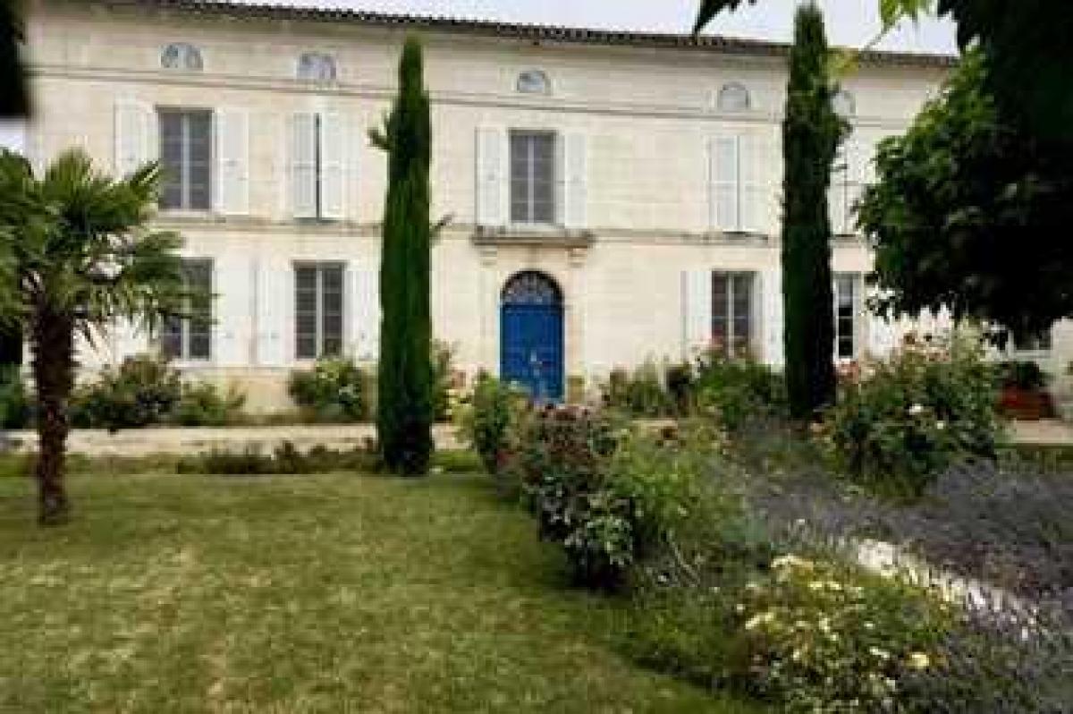 Picture of Home For Sale in Angouleme, Poitou Charentes, France
