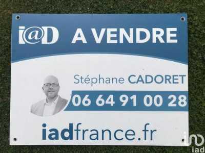 Office For Sale in Bailly, France