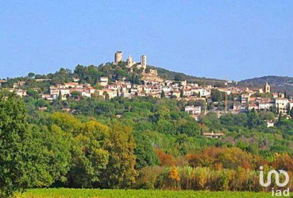 Picture of Apartment For Sale in Cogolin, Provence-Alpes-Cote d'Azur, France