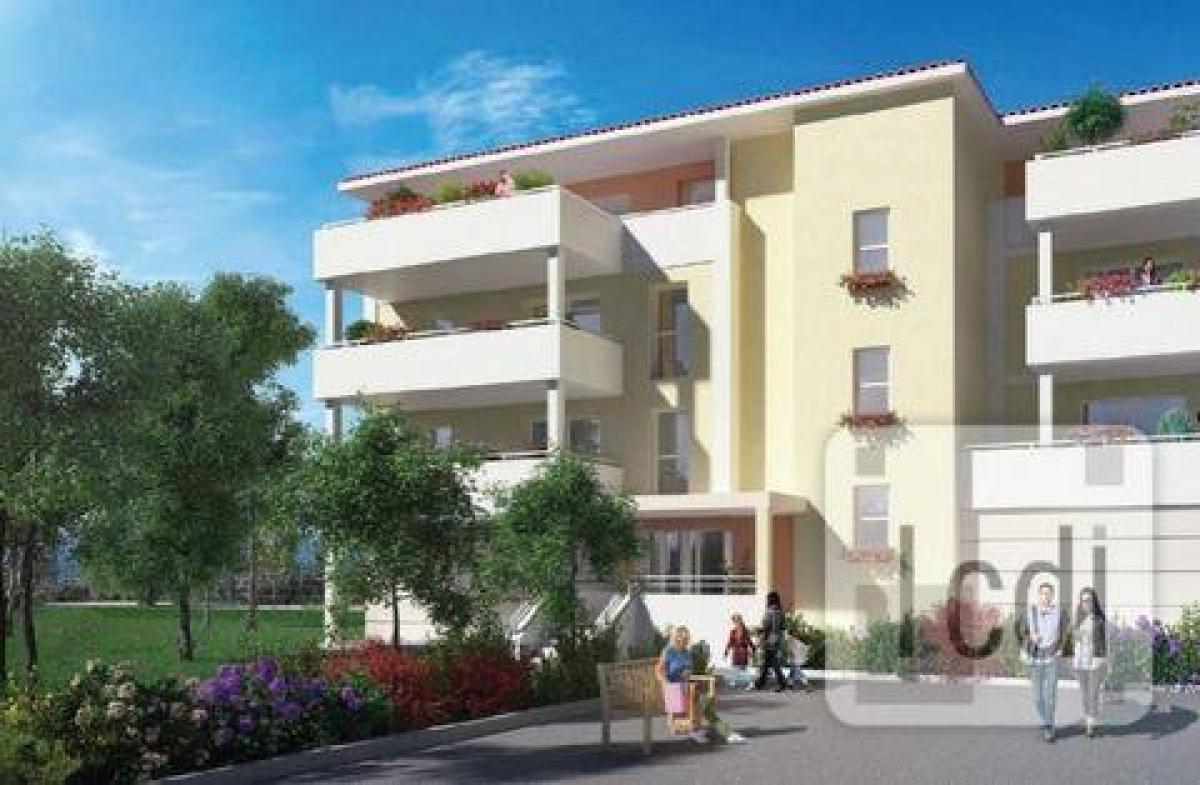 Picture of Apartment For Sale in Orange, Provence-Alpes-Cote d'Azur, France