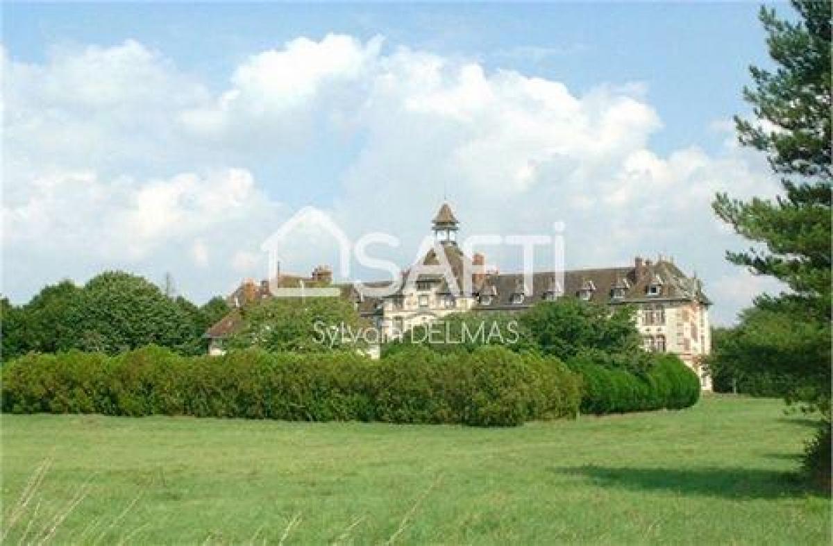 Picture of Home For Sale in Tours, Touraine, France