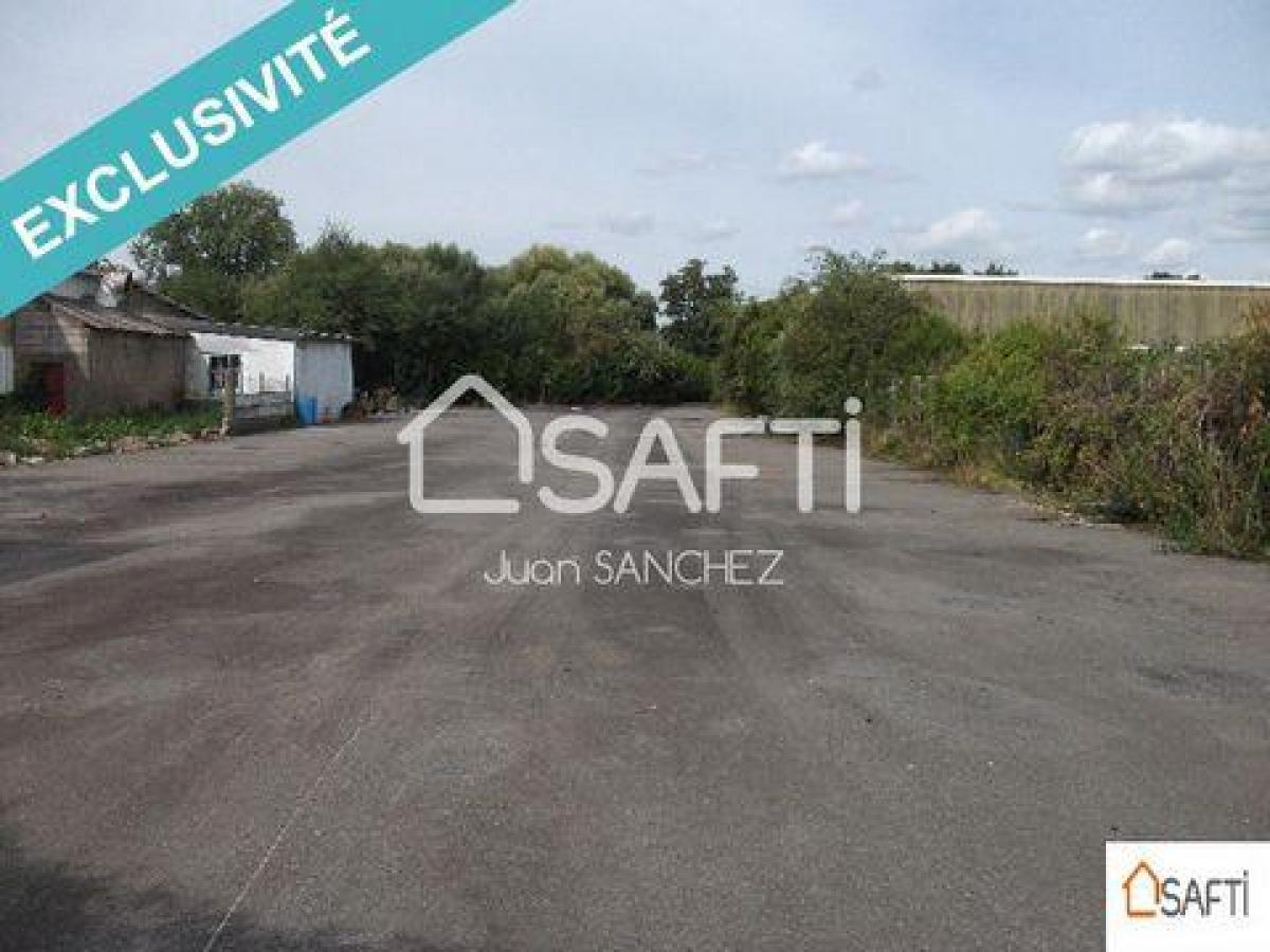 Picture of Retail For Sale in Fameck, Lorraine, France