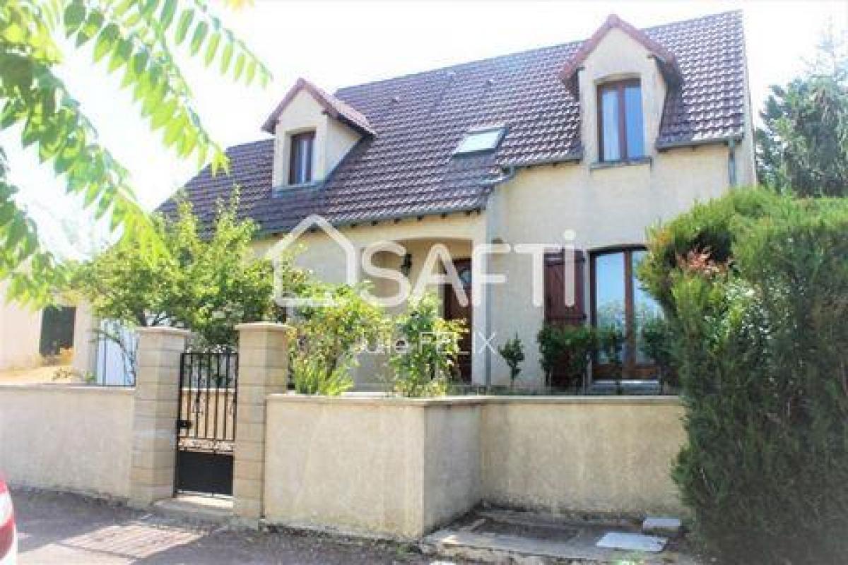 Picture of Home For Sale in Tonnerre, Bourgogne, France