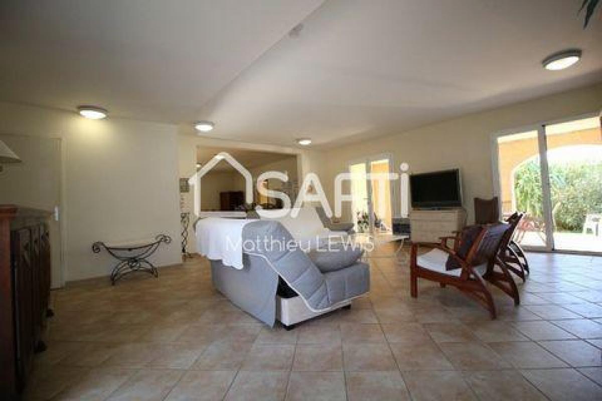 Picture of Home For Sale in Lumio, Corse, France