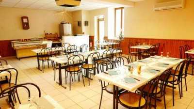 Office For Sale in Arpajon, France