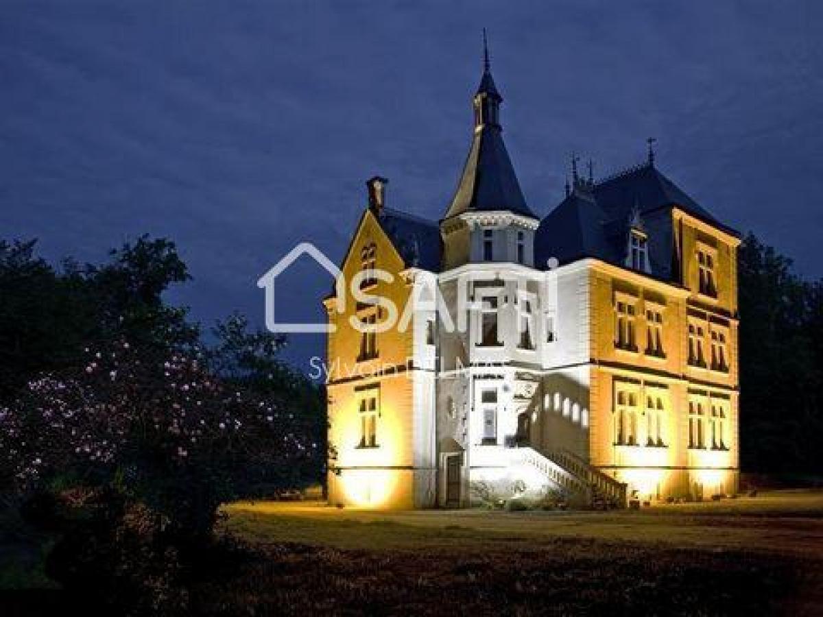 Picture of Home For Sale in Tours, Touraine, France