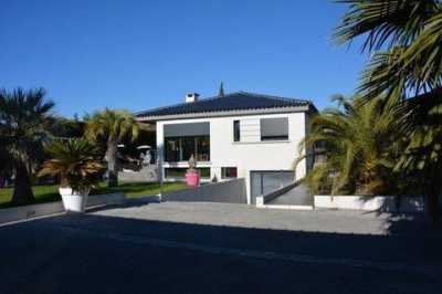 Home For Sale in Draguignan, France