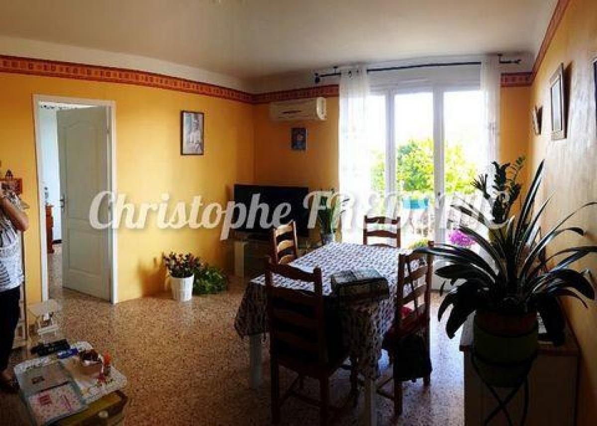 Picture of Apartment For Sale in Avignon, Provence-Alpes-Cote d'Azur, France