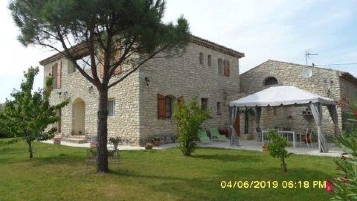 Picture of Home For Sale in Cavaillon, Provence-Alpes-Cote d'Azur, France