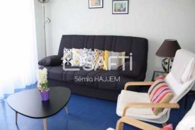 Apartment For Sale in Miramas, France