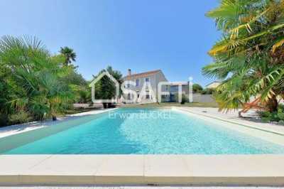 Home For Sale in Cars, France