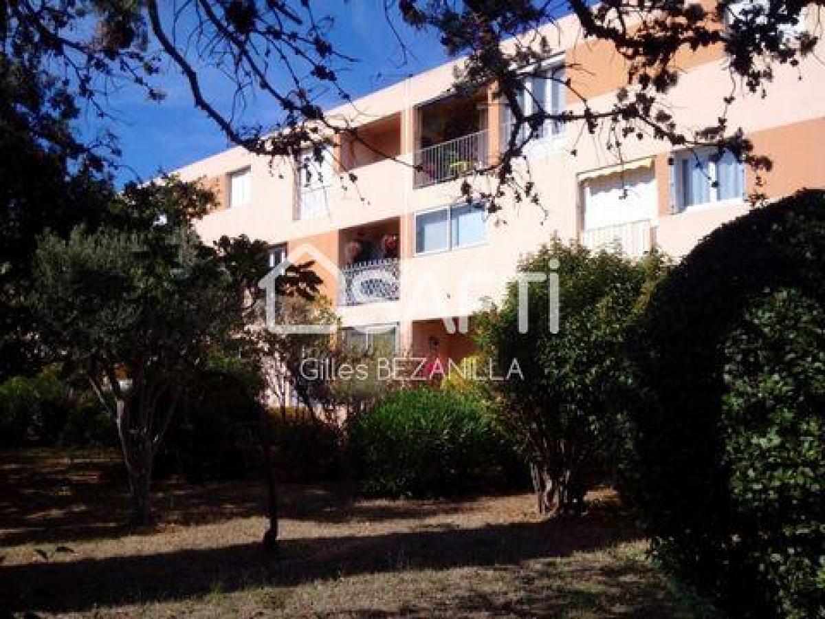 Picture of Apartment For Sale in Hyeres, Cote d'Azur, France