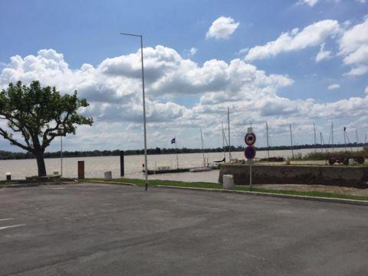 Picture of Home For Sale in Bourg, Bourgogne, France