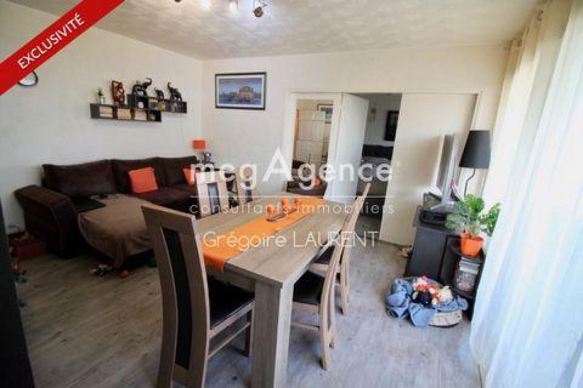 Picture of Apartment For Sale in Auray, Bretagne, France