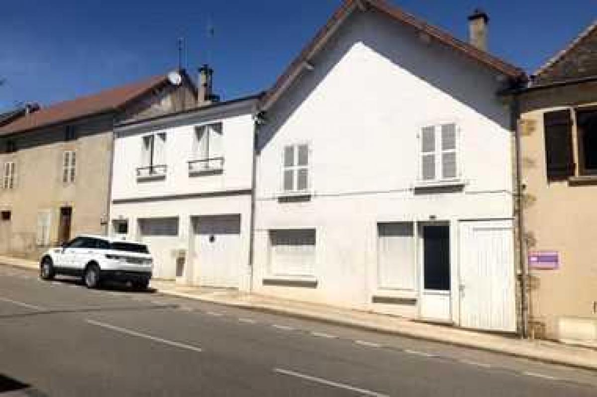 Picture of Home For Sale in Iguerande, Bourgogne, France