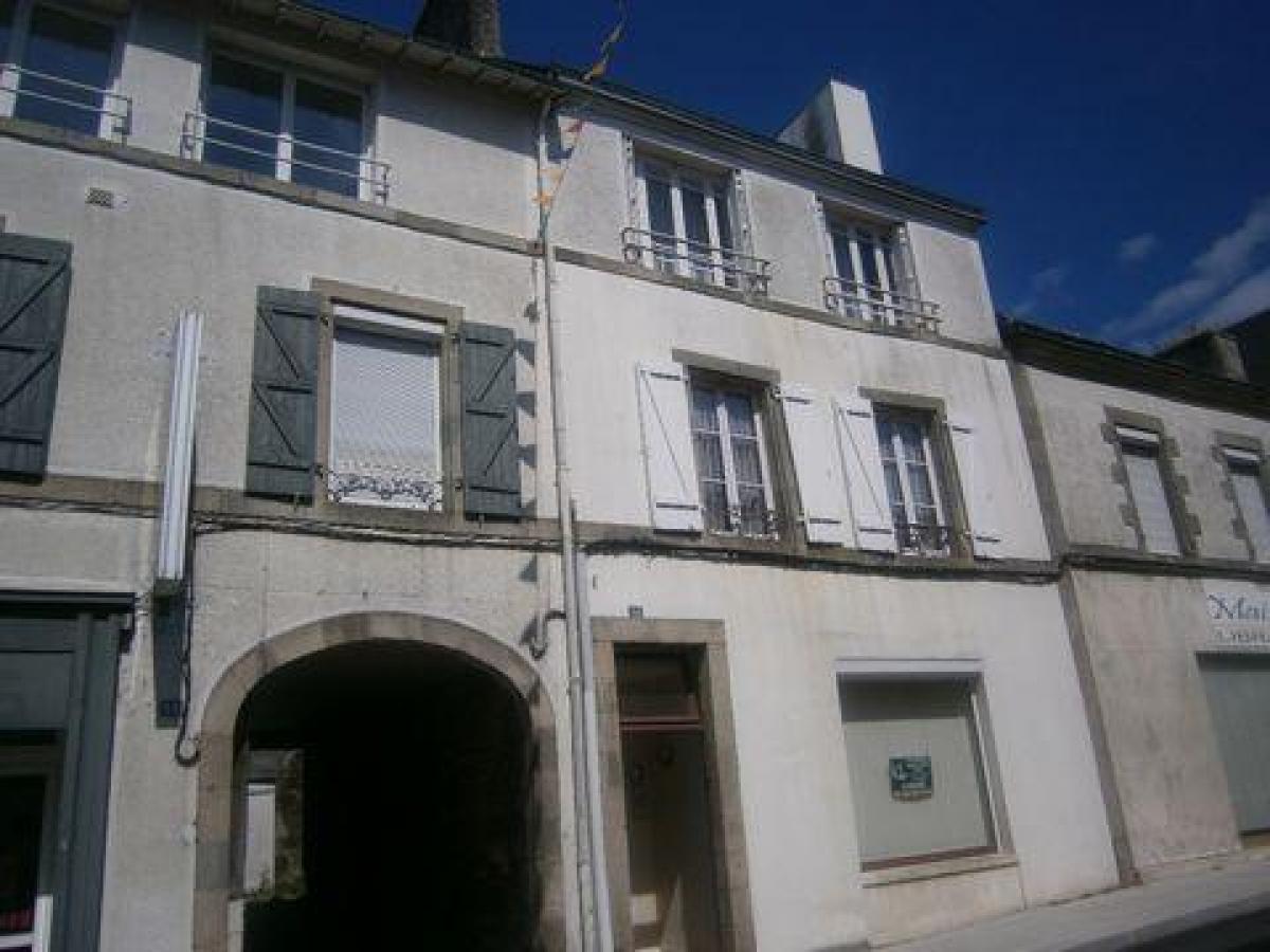 Picture of Home For Sale in Gourin, Bretagne, France