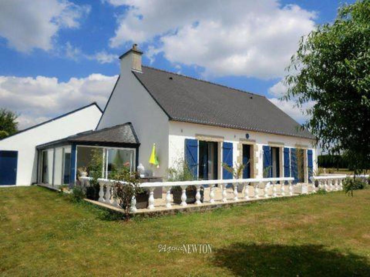 Picture of Home For Sale in Plessala, Cotes D'Armor, France